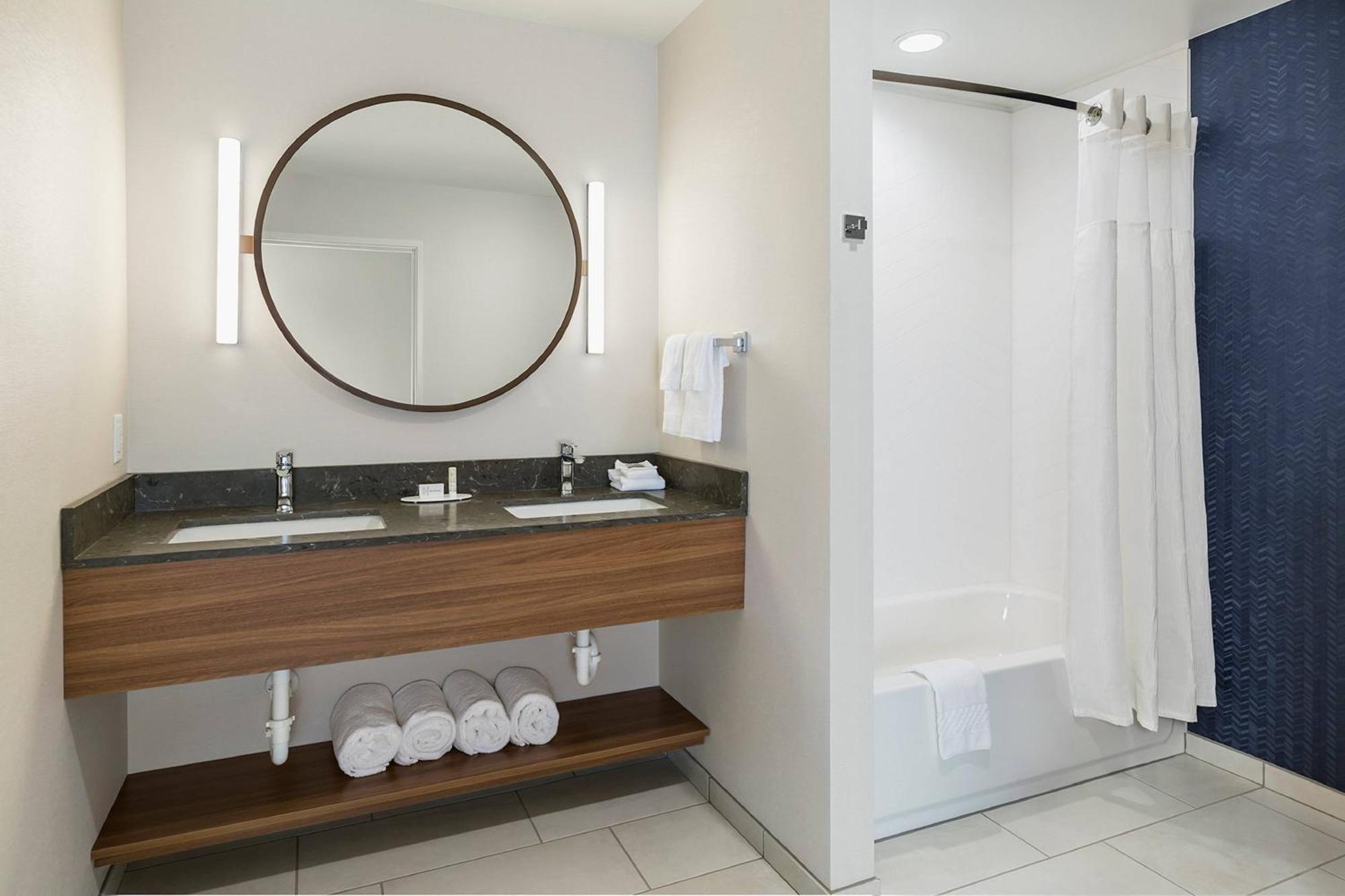 Fairfield Inn & Suites By Marriott Des Moines Downtown Buitenkant foto